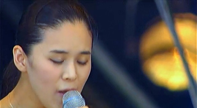 Teshima Aoi 手嶌葵 2