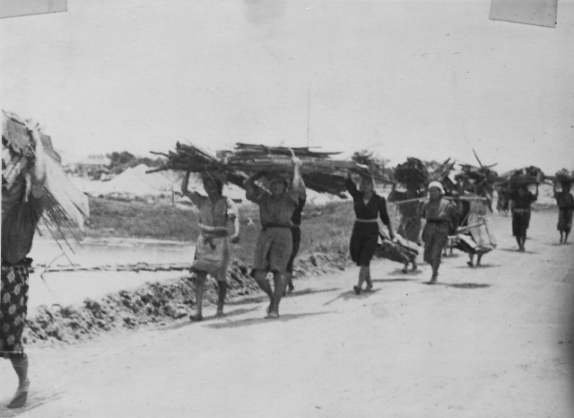 RT Kowallis Collection 1945 012